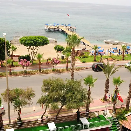 Hotel Semt Luna